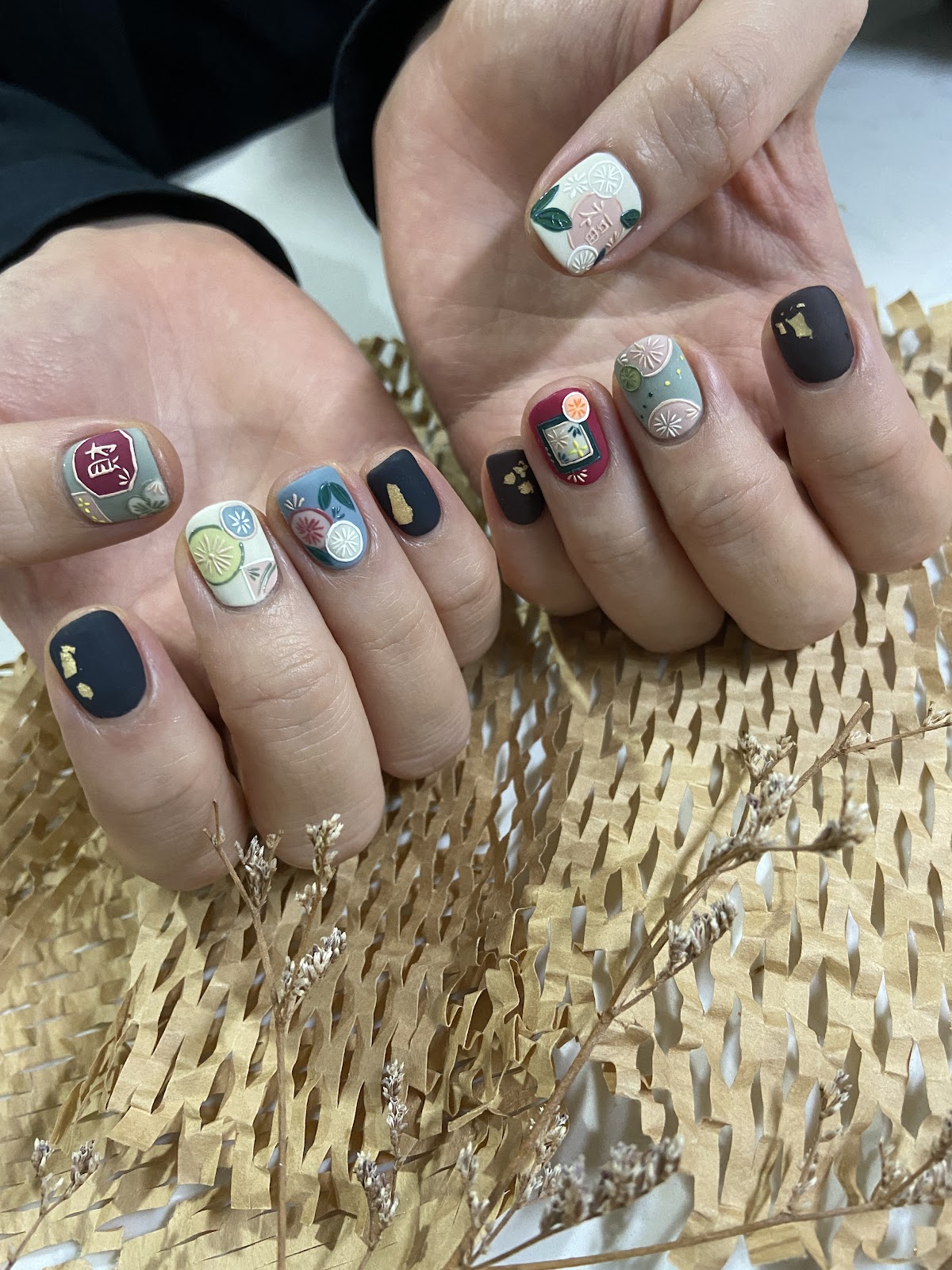 BEEQNAILS & LASH Salon Suite