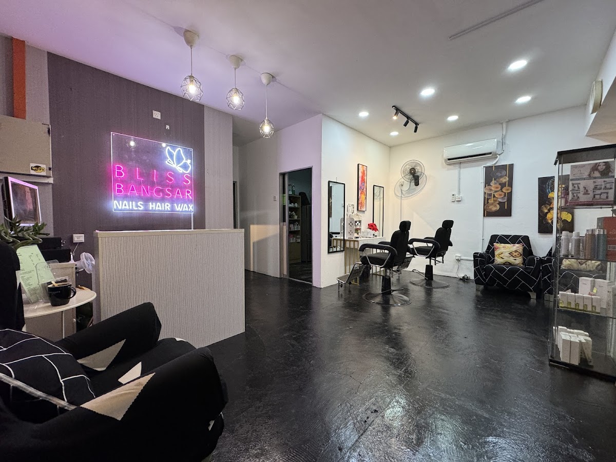 Bliss Salon (Hair,Wax,Nails,Threading’)