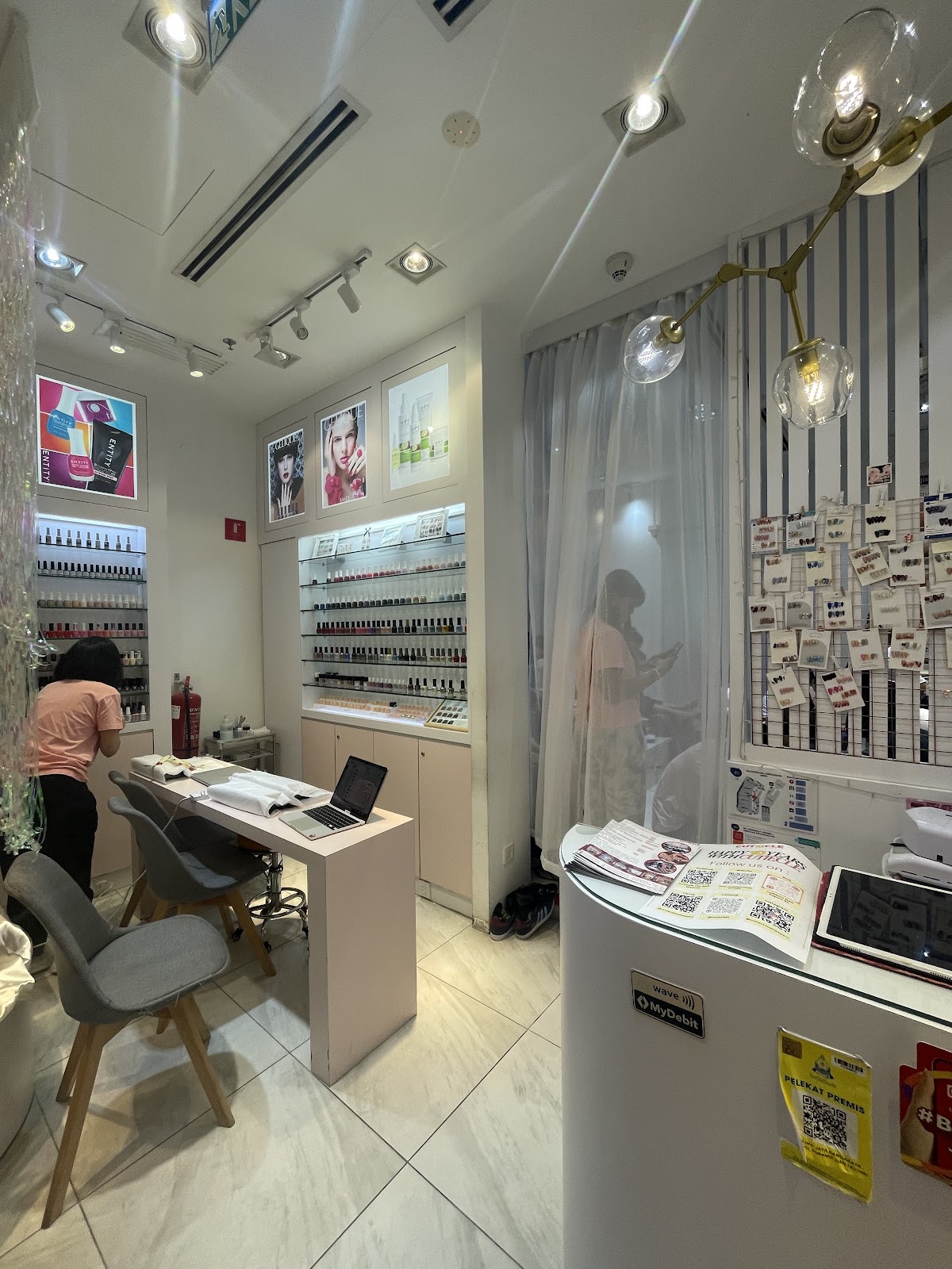 Cutiecle - The Nail Experts IPC