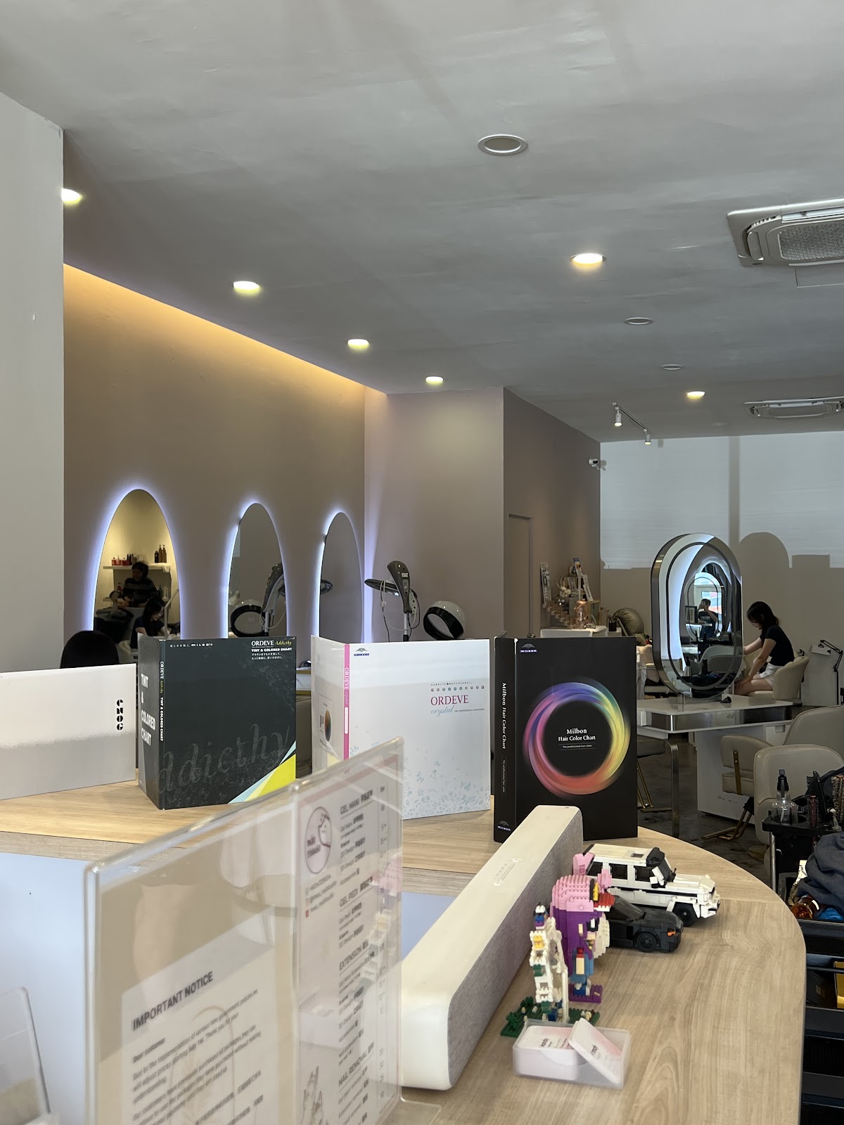 Kheals Hair Lounge