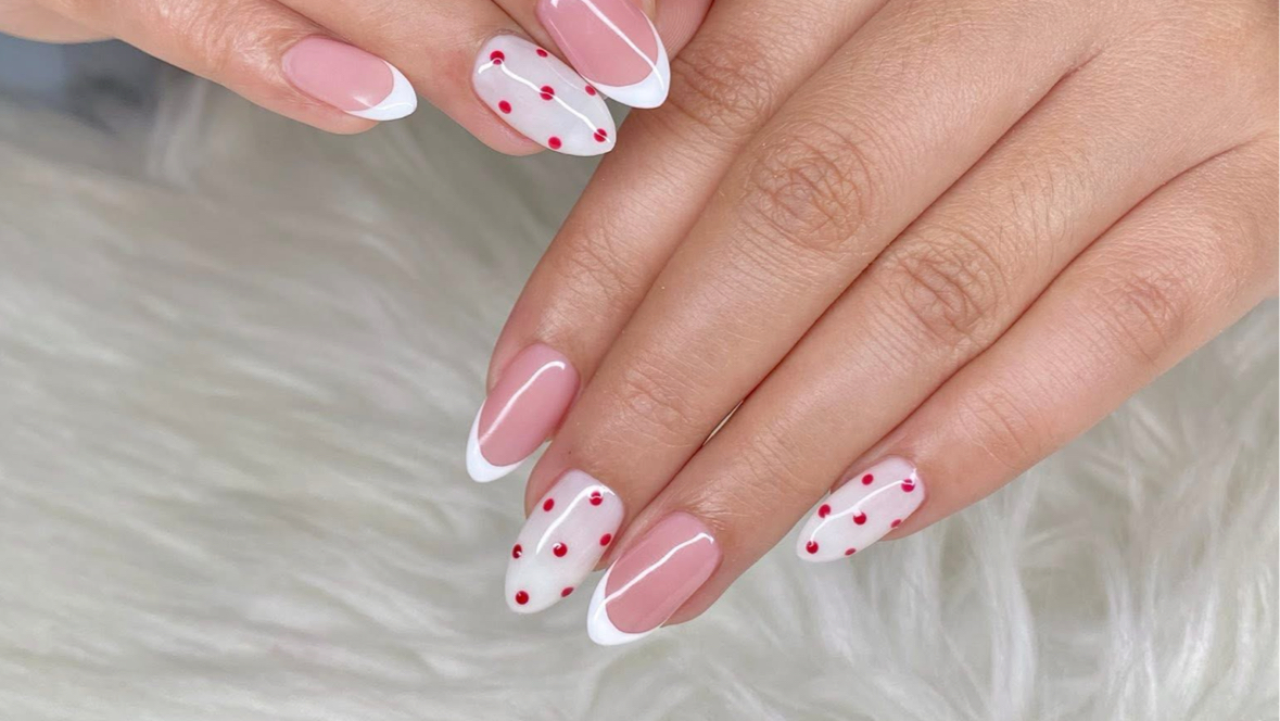 Lumiere Her+ | Nail & Lash Bar Solaris Mont Kiara