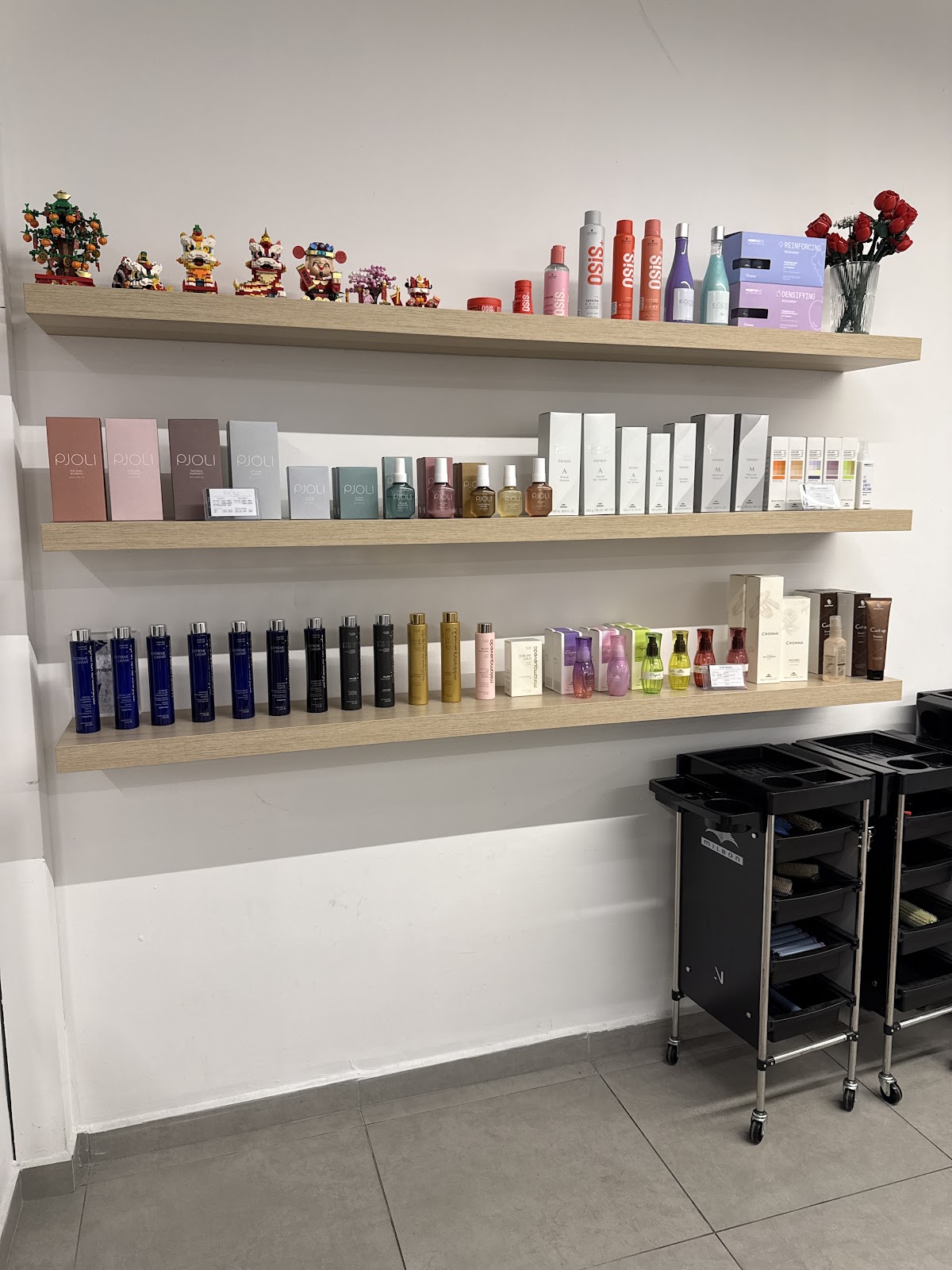 Molly Hair Lounge