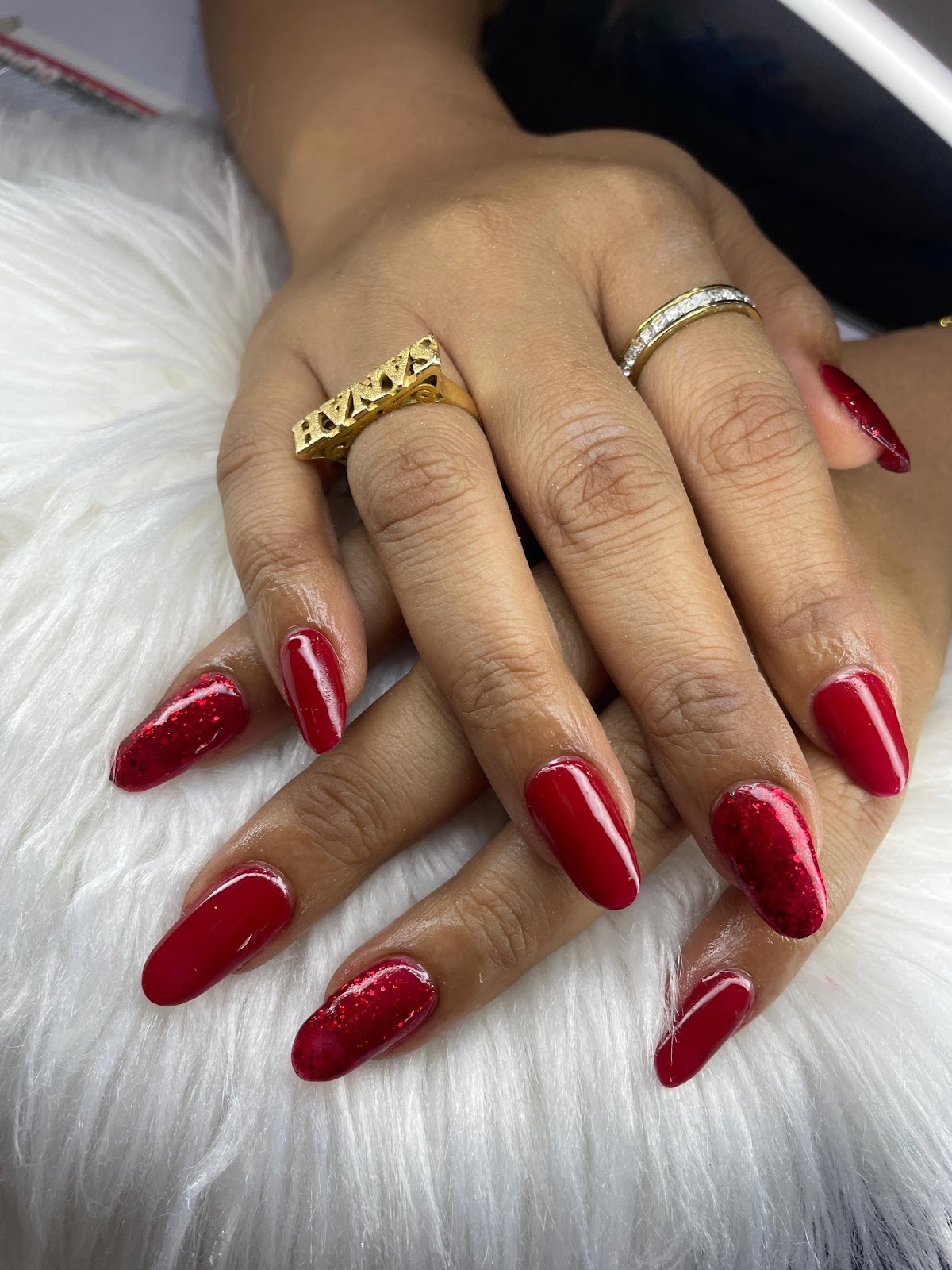 NAIL GURU