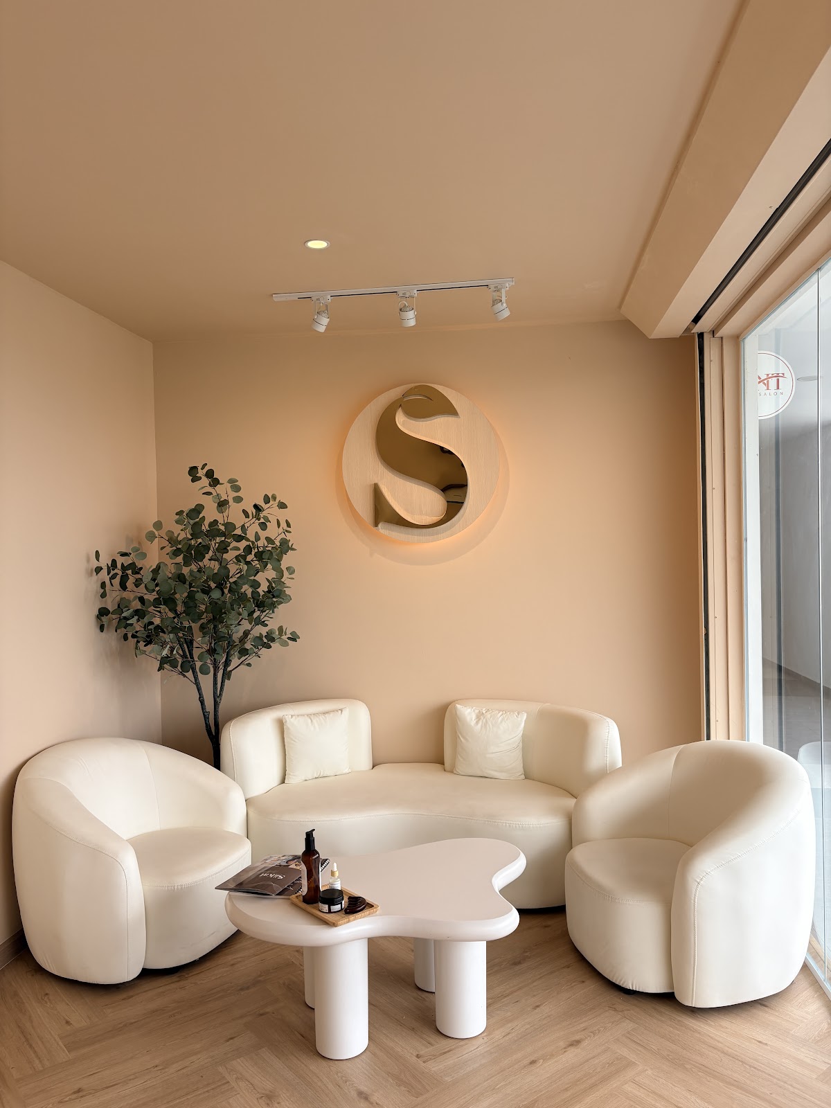 Siikat Natural Headspa (Setia Alam)
