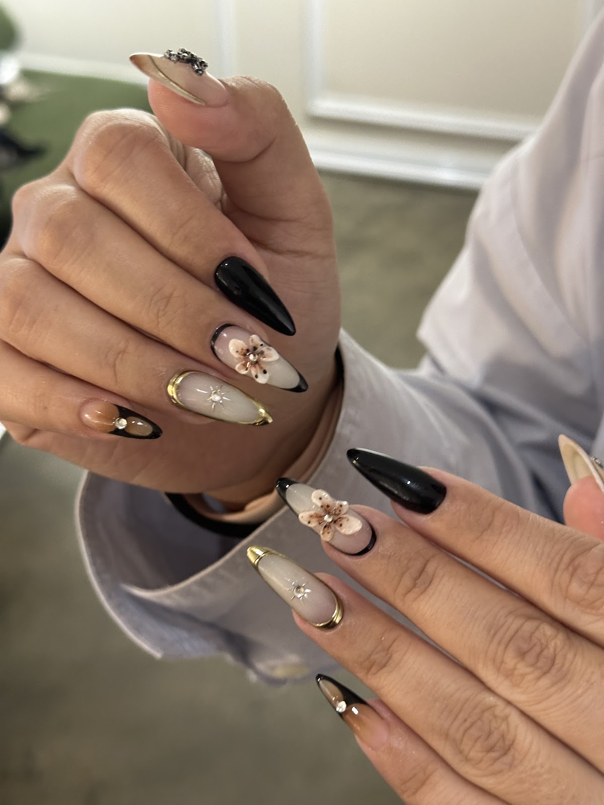 Solely Nail Studio